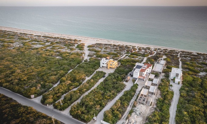 Chuburna Puerto Casa | Casa en la playa frente al mar, en Chuburná Puerto Yucatán, el paraíso ideal.