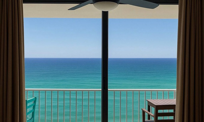 Panama City Beach Condominio | Beachfront condo on 17th floor at Tidewater Resort