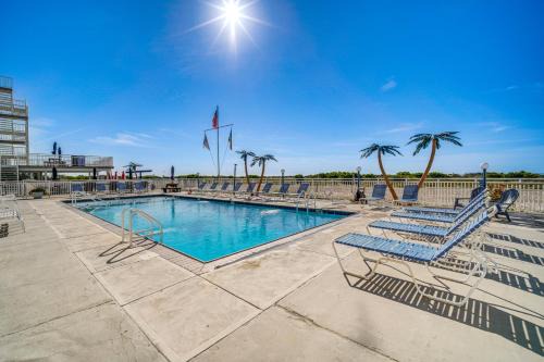 Wildwood Crest Apartamento | Beachfront Condo in Wildwood Crest with Pool Access!