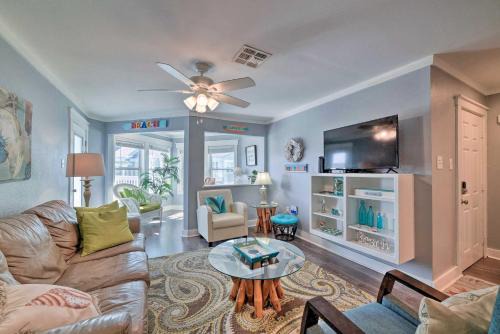 Port Aransas Apartamento | Beachfront Condo in Port Aransas Pets Stay Free