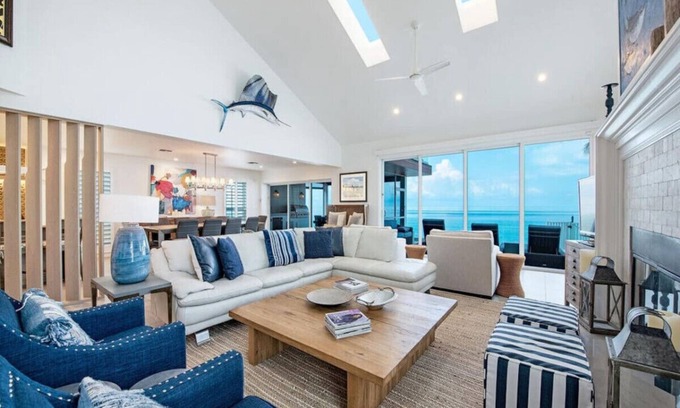 Bonita Springs Apartamento | Beachfront Dream - Stunning View Directly on Beach