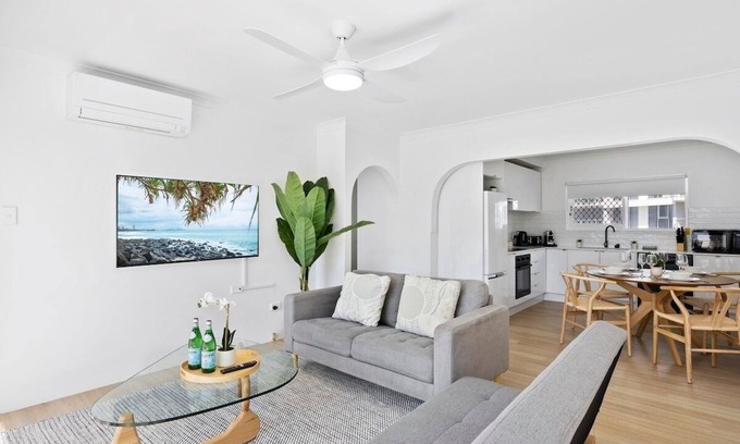 Broadbeach Apartamento | Beachfront Escape Broadbeach, 2BD, Pool, sleeps 7