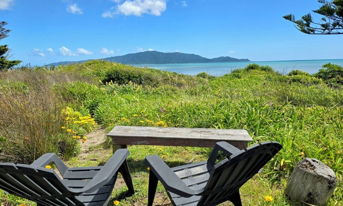 Waikanae Cabaña | Escapada frente al mar - Waikanae Beach Holiday Home