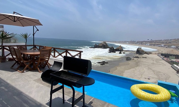 Punta Negra Casa | Beachfront house over El Chanque hill with pool, barbecue area and amazing view