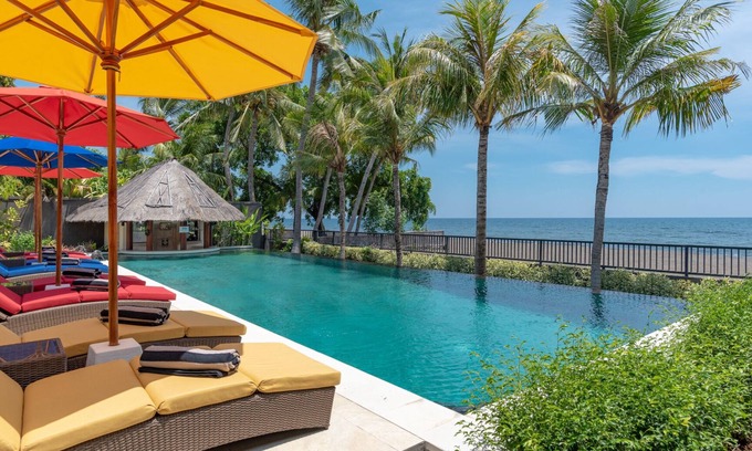 Dencarik Complejo | Beachfront In Balance Resort - Garden View Villa 1