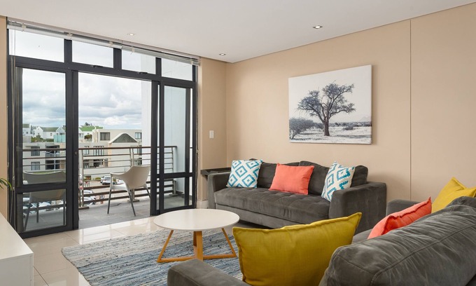 Big Bay Apartamento | Beachfront Living | Eden on The Bay Apt | Wifi