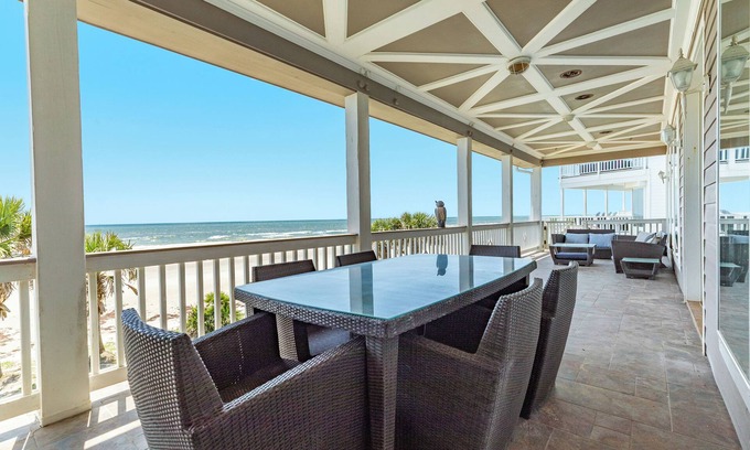Sands Of Kahala Beach Casa | Beachfront Luxury! Huge Patio & Deck, Dog Friendly & Fenced, Stunning Gulf Views