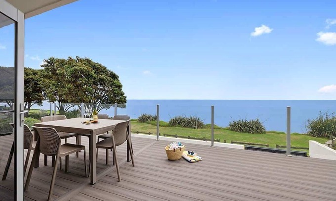 Bell Block Casa | Beachfront Breeze - sea views for days
