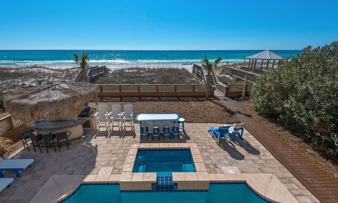 Destin Casa | Beach Buck Destin / Frente a la playa / 8 BDS / 8 BA / Priv Pool & Hot Tub & Tiki Bar