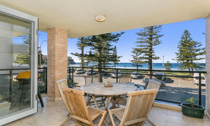 Manly Apartamento | Beachfront on Golden Mile