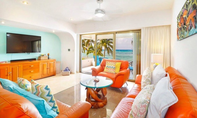 Puerto Aventuras Apartamento | Beachfront Paradise 2 BR in Puerto Aventuras