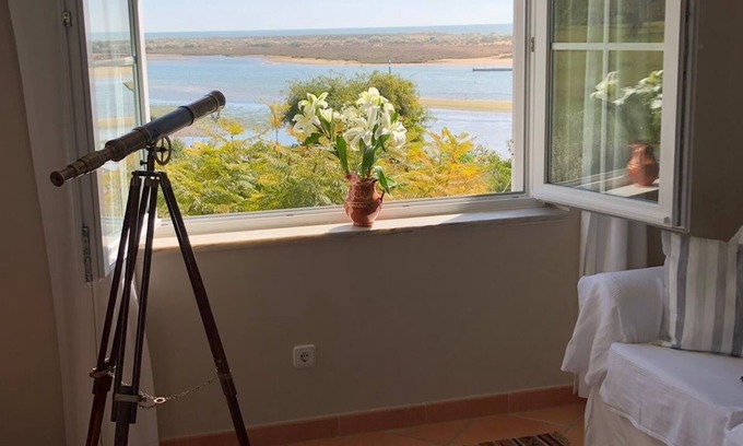 Conceicao e Cabanas de Tavira Apartamento | Apartamento ático frente al mar con vistas al mar