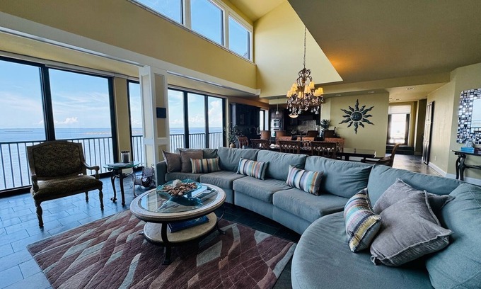 Punta Rassa Condominio | Penthouse frente al mar en Sanibel Harbour Resort & Spa