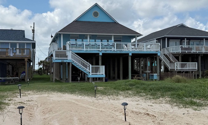 Surfside Beach Casa | Nuevo frente a la playa - Pirate's Treasure - 5 habitaciones, gran terraza con cocina al aire libre