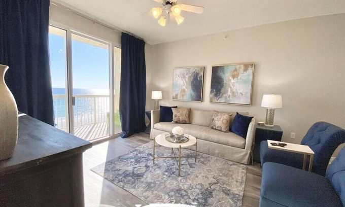 West Panama City Beach Condominio | ☀️Beachfront-Pool+Hot Tub-Fab Amenities-Celadon 405☀️