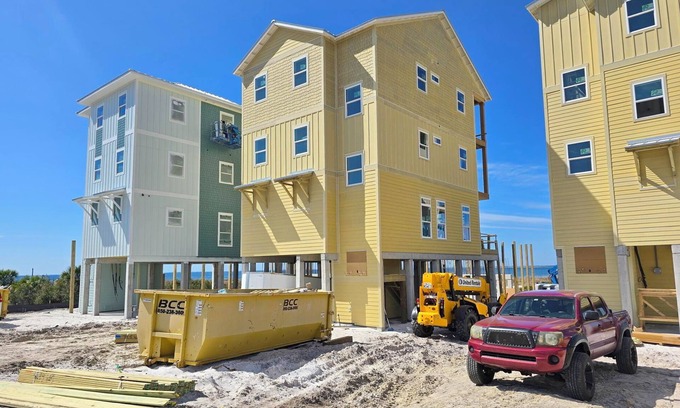 Port St. Joe Casa | Beachfront, Private Pool, Pet Friendly, 6 Suites! Windmark Beach