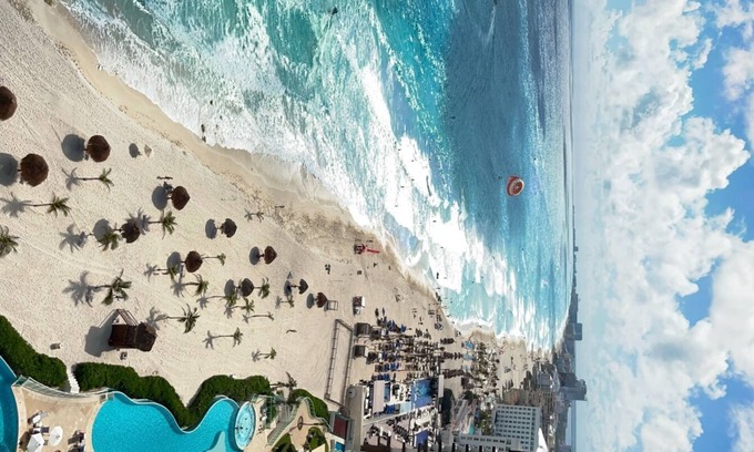 Punta Cancun Condominio | BEACHFRONT RESORT 3BR-3 BATHT ULTRA LUXURY 360 DEGREE VIEW NEAR LE BLANC