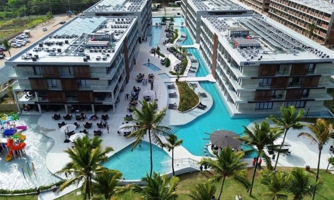 Ipojuca Complejo | Beachfront resort in Muro Alto with smart, pet-friendly pool and 4-star accommodation