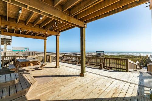 Surfside Beach Casa | BeachFRONT Retreat Sunrises Surf Swimming