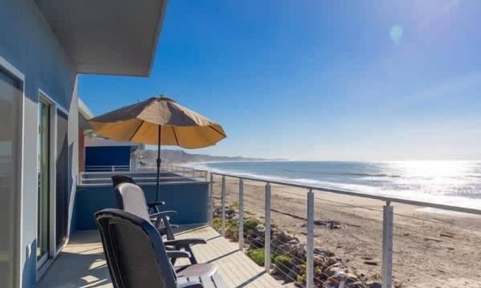 Rio del Mar Casa | Beachfront Rio Del Mar Home - 5 bedrooms!