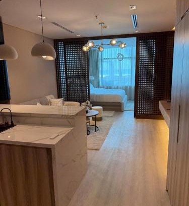Beach & Coast Apartamento | Beachfront studio holiday home
