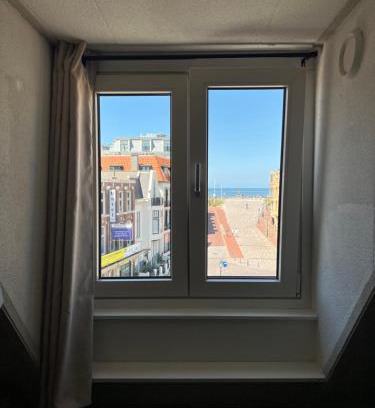 Scheveningen Badplaats Apartamento | Beachfront studio with sunset view