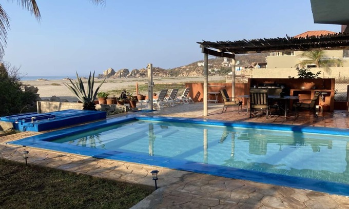 San Miguel del Puerto Villa | Frente a la playa Villa C / W piscina privada 3BR / 3. 5 BA en playa aislada