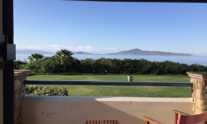 Neapoli Villa | Villa frente al mar con vistas panorámicas al agua! Con AC y WiFi