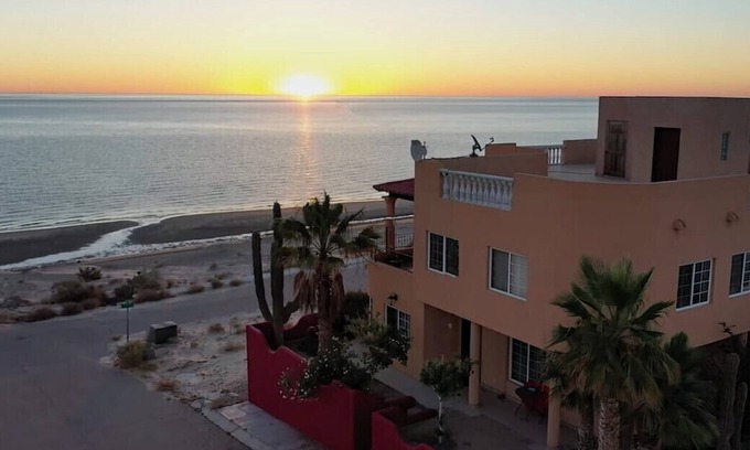San Felipe Casa | Beachfront Villa @ the Sea of Cortez. Where the Desert 🌵 meets the Sea 🌊