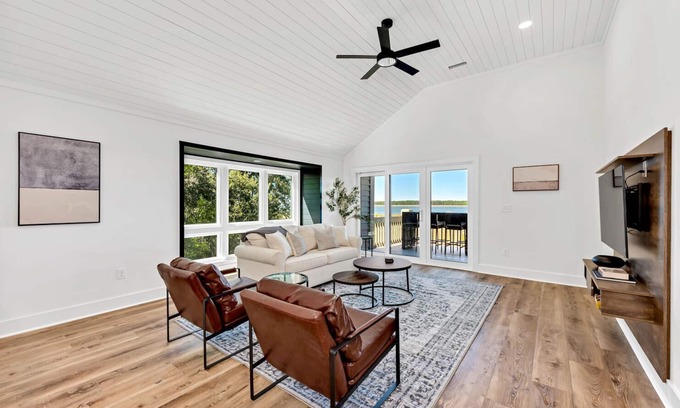 Seabrook Island Casa | Beachfront w/ Breathtaking Views! 1BR/2BA Amenity Cards Available!