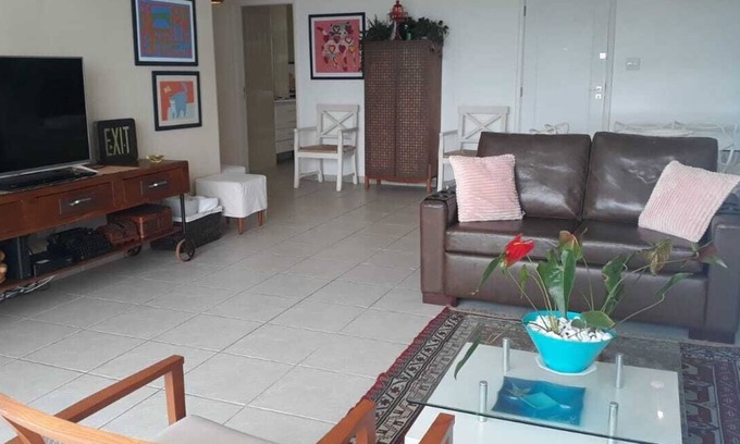 Centro Apartamento | Frente al mar con balcón > familias, 8 pessoas.