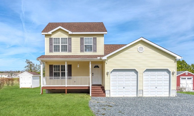 Greenbackville Casa | Beachin' at the Cove - Golf course, Shared pool & more!