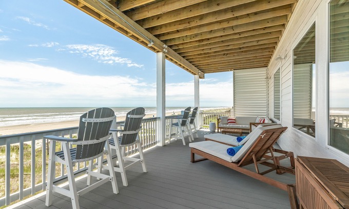 Galveston Casa | Beachology: Newly-built Beachfront Beauty with Private Dune Walkover