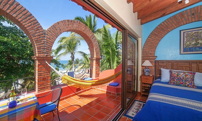 North End Apartamento | Casita frente a la playa, nuevo y seguro. Tranquilo barrio norte.