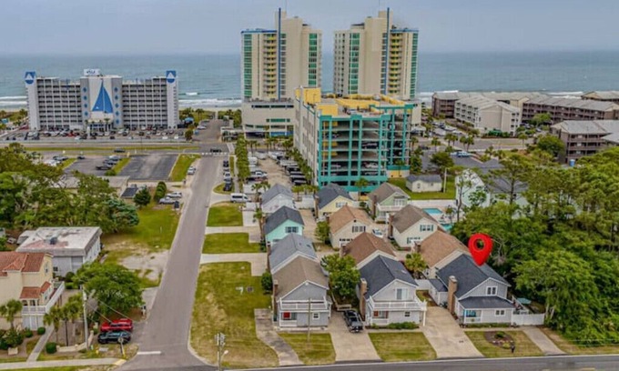 Ocean Drive Cabaña | Beachside Cottage with Private Patio - Steps to Beach & Main Street