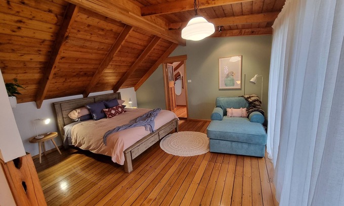 Sulphur Creek Casa | Beachside Home in the North