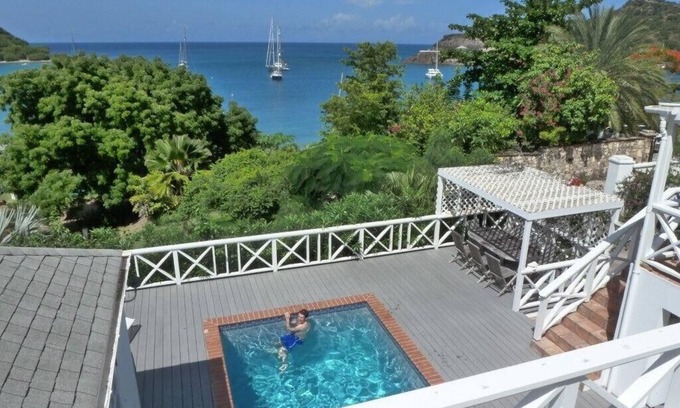 Freemans Bay Casa | Casa junto a la playa con piscina en el hermoso puerto inglés