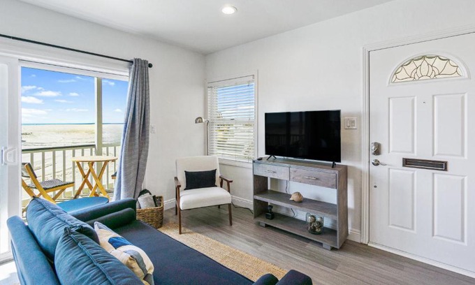 Old Towne Casa | Beachside Oasis