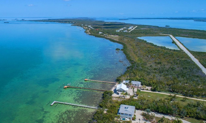 Big Torch Key Casa | Beachside @ Torchview Waterfront Retreat