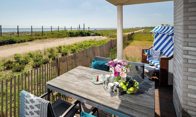 Olpenitz Apartamento | "BeachTerraceFour" vacation apartment on the beach with sun terrace, sauna & sea view