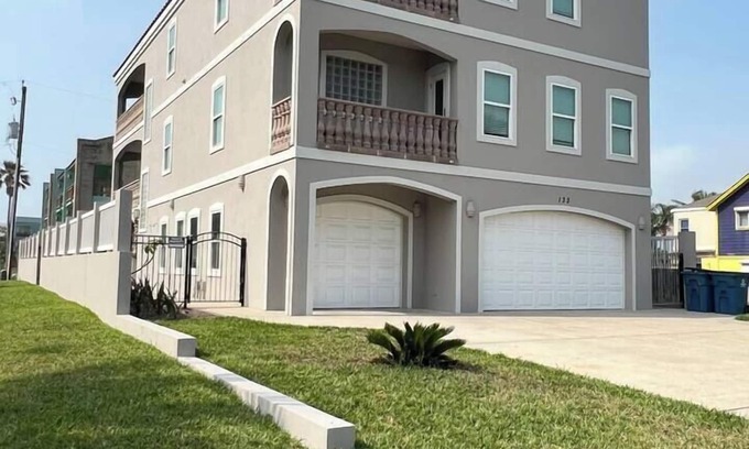 South Padre Island Casa | ¡GRAN REUNIÓN FAMILIAR!, 8HAB / 10BA, VISTA A LA PLAYA,, MESA DE BILLAR, PISCINA CLIMATIZADA / JACUZZ