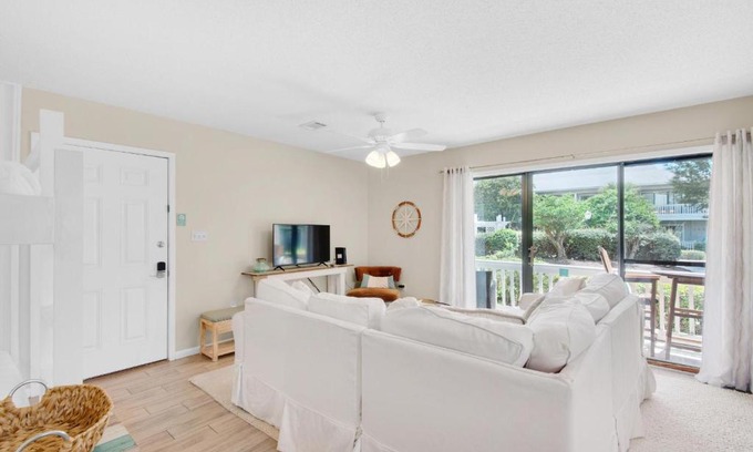 Seagrove Beach Casa | Beachwood Villas 1A- Beach Haven
