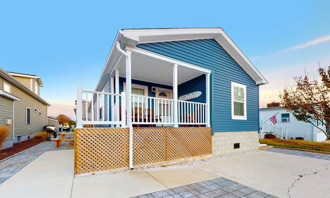 Montego Bay Casa | Beachy bayside home in quiet neighborhood with patio, central AC, pool, & tennis