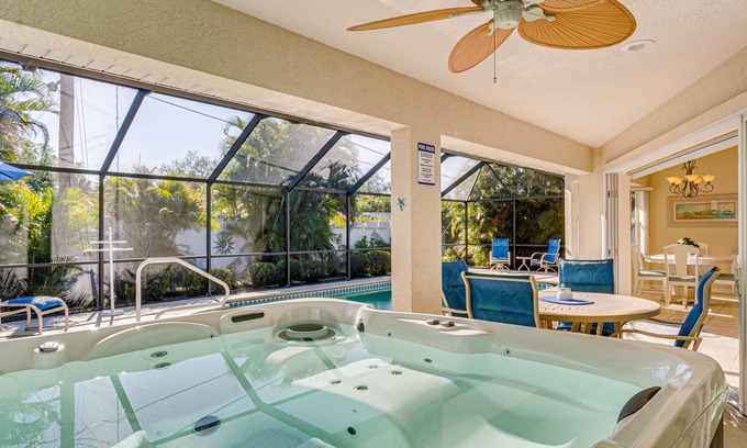 Port Charlotte Casa | Beachy Port Charlotte Home w/ Hot Tub & Pool!