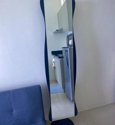 San Lorenzo Apartamento | Beacon Tower 3 unit 303 Makati Penthouse w Beautiful Skyline