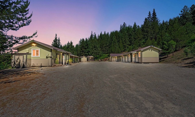 Kellogg Cabina | Bear Creek Cabins - Family Reunions, Group Retreats - Private Mountain Retreat