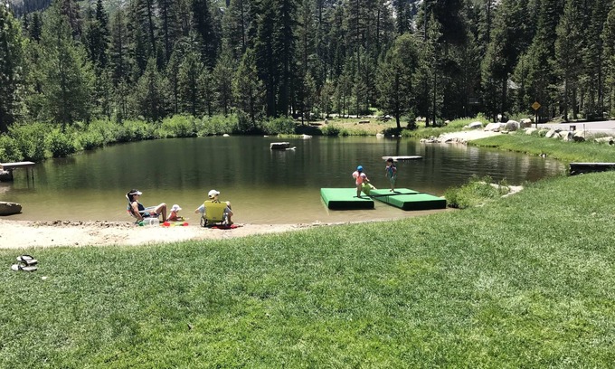 Alpine Meadows Cabina | Bear Creek cozy ski/hike retreat in Alpine Meadows.