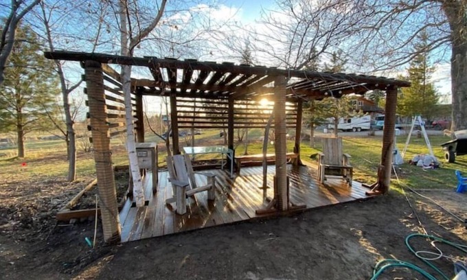 Belgrade Otro | Bear Den - Mountain Views & Ponds @ForTheLoveFarms
