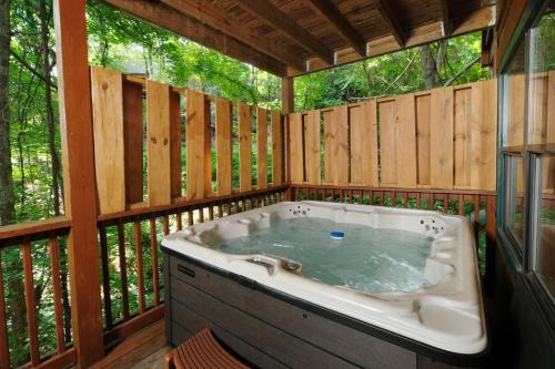 Chalet Village Villa | Bear FootInn