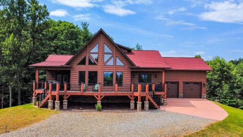 Boomer Casa | Bear Paw Lodge - North Carolina